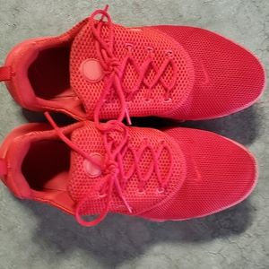 Nike presto boys youth 7 shoes in great condition